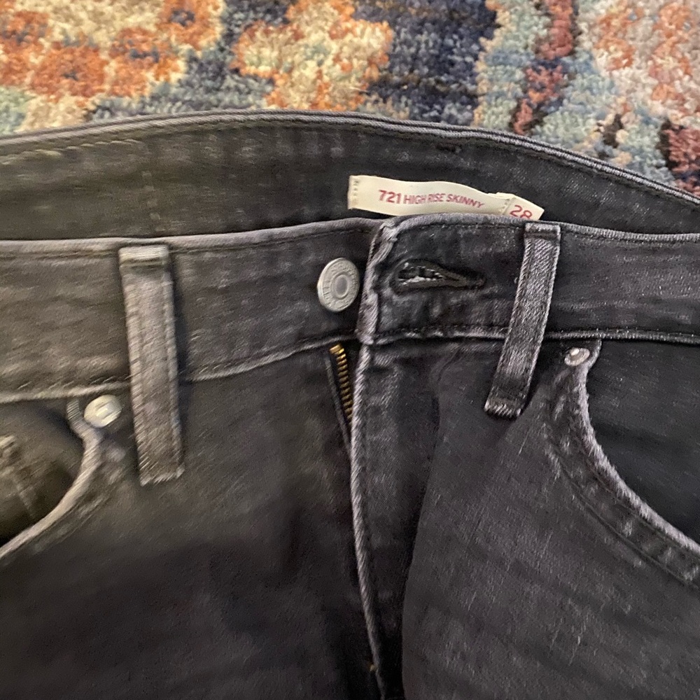 721 HIGH RISE SKINNY LEVIS - Picture 2 of 4